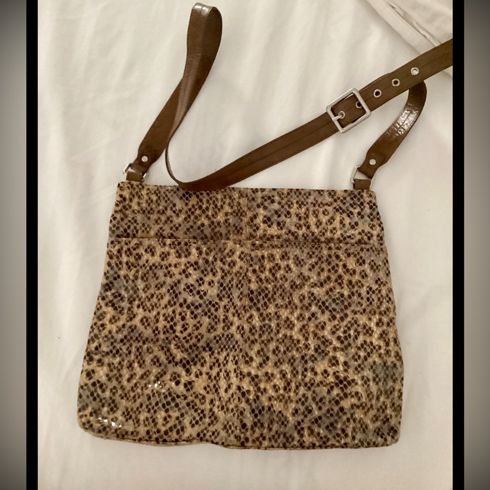 HOBO international handbag Snakeskin bag Beautiful 12x14. Carefully used 3 times